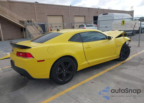 2015 Chevrolet Camaro 2Ls z USA, uszkodzony, nr VIN 2G1FB1E38F9310644